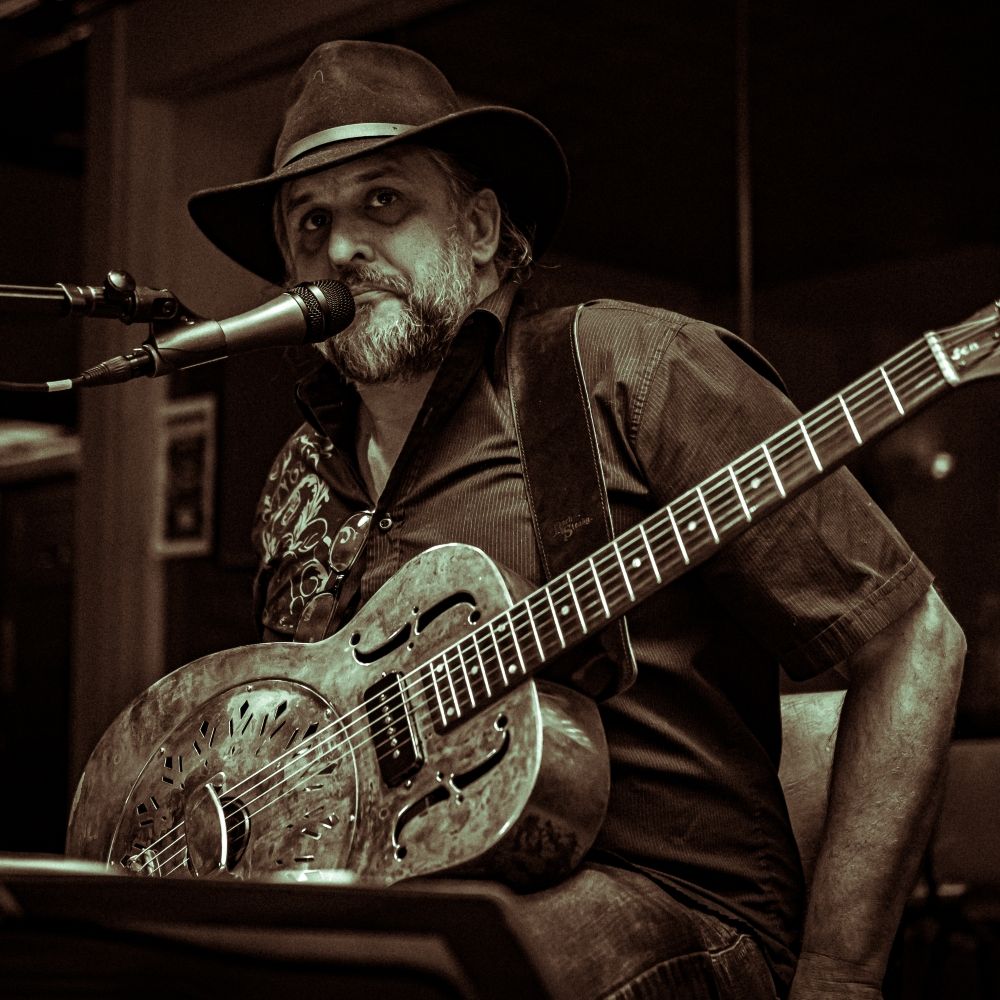 Scott C Brooks