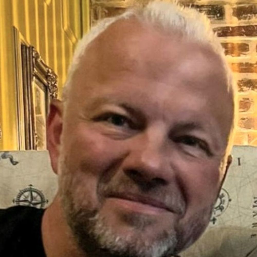 Dr Peter O'Brien