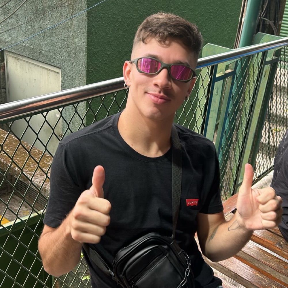 J