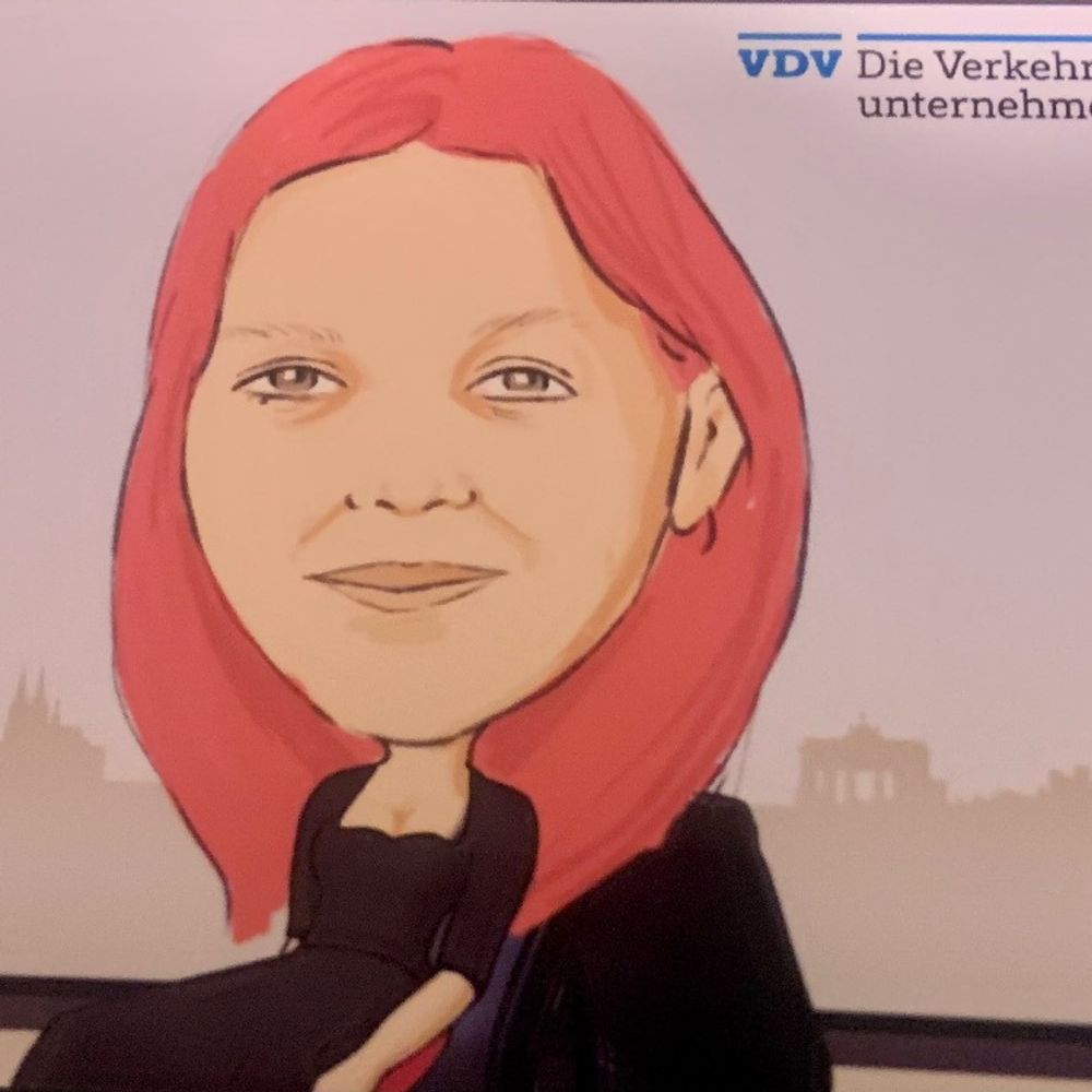 Frau Dämon
