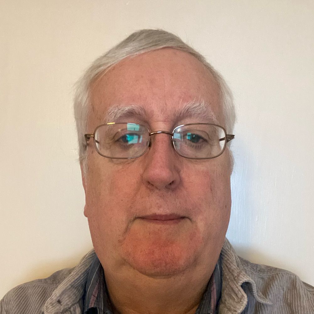 Llangoed Phil