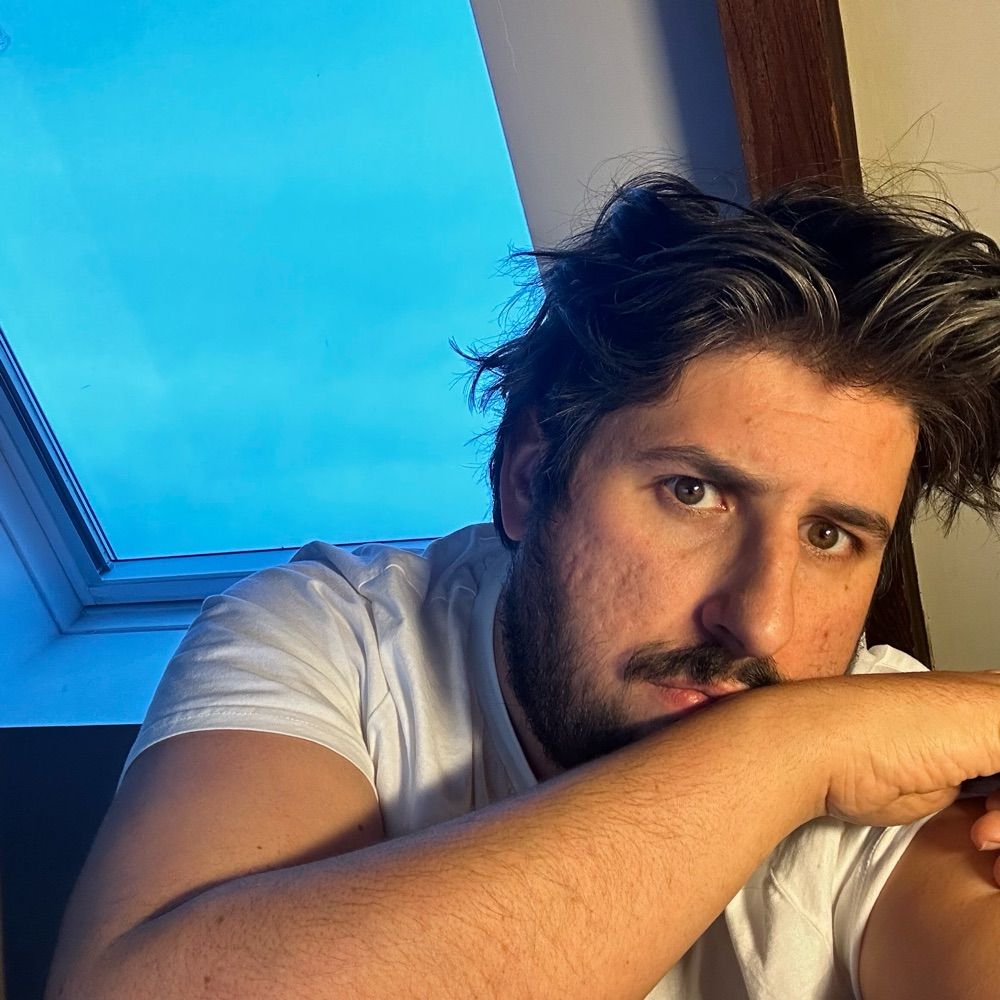 Simon 🧿