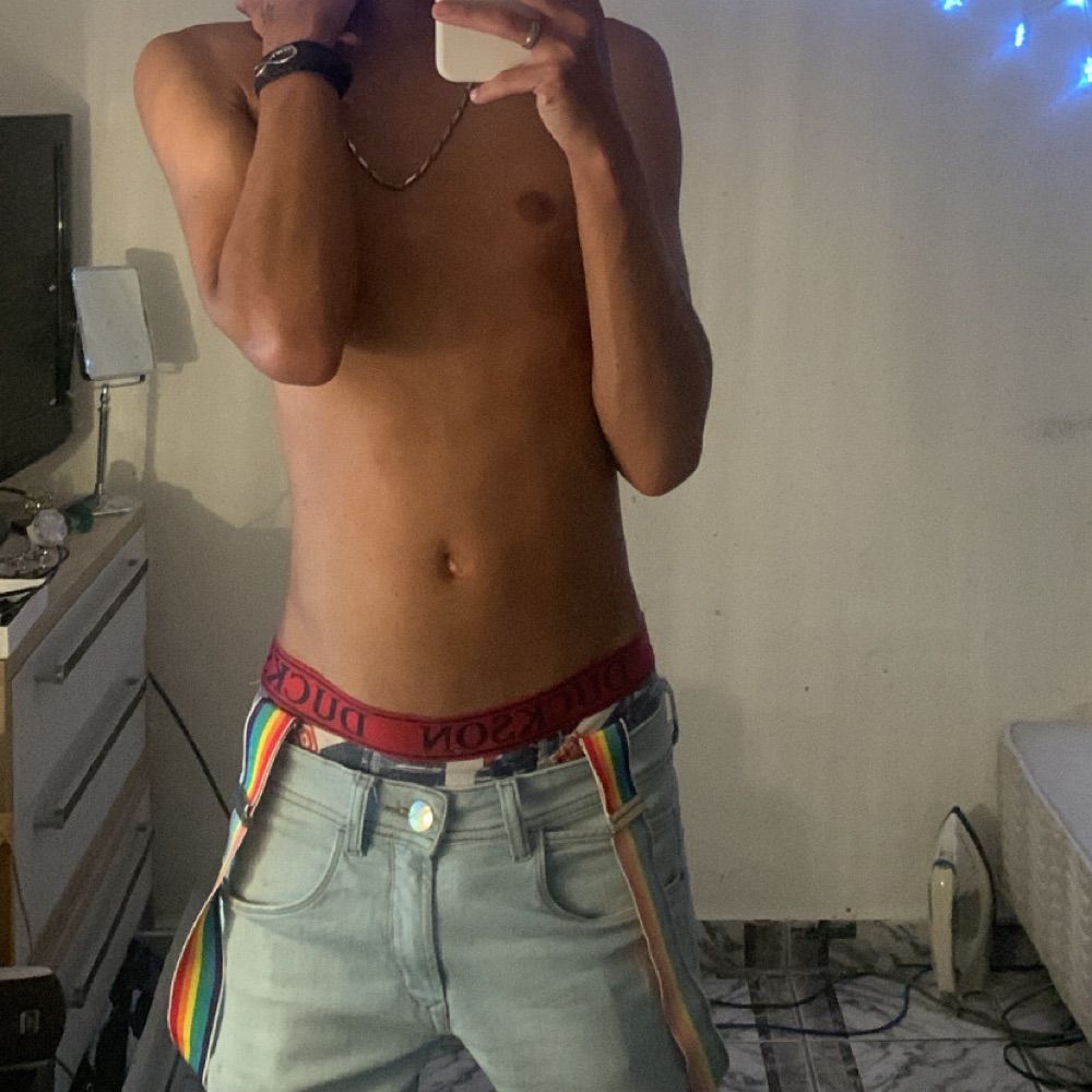 Robyn bagunceiro⚡️😋