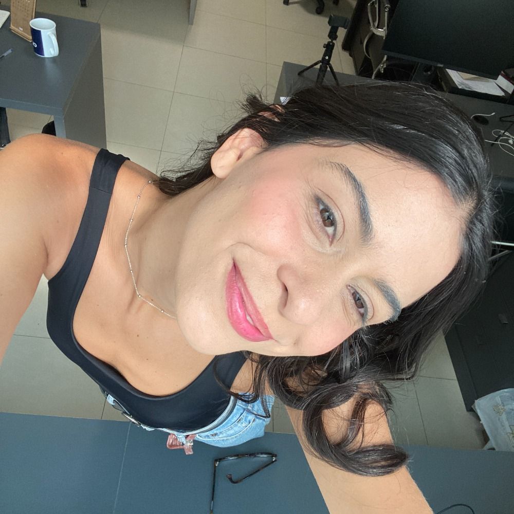 luiza :(: