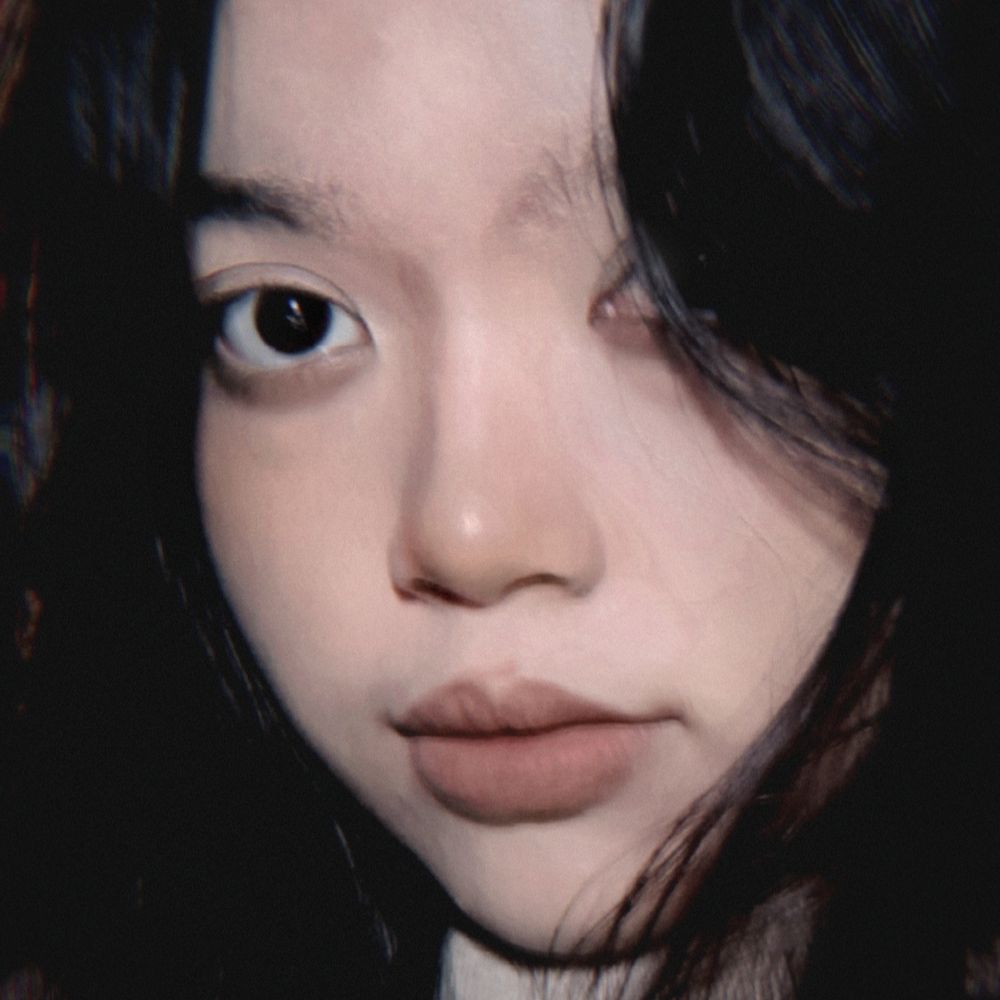 ✦