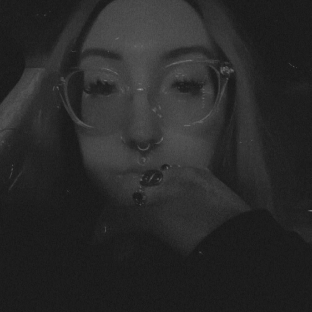 𝔎𝔯𝔦𝔰𝔱𝔦𝔫 ☾