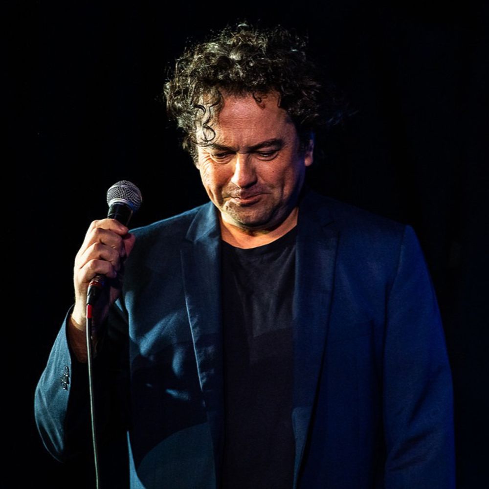 Darren Dutton