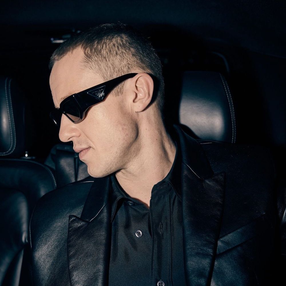 Joseph Quinn's Sunglasses