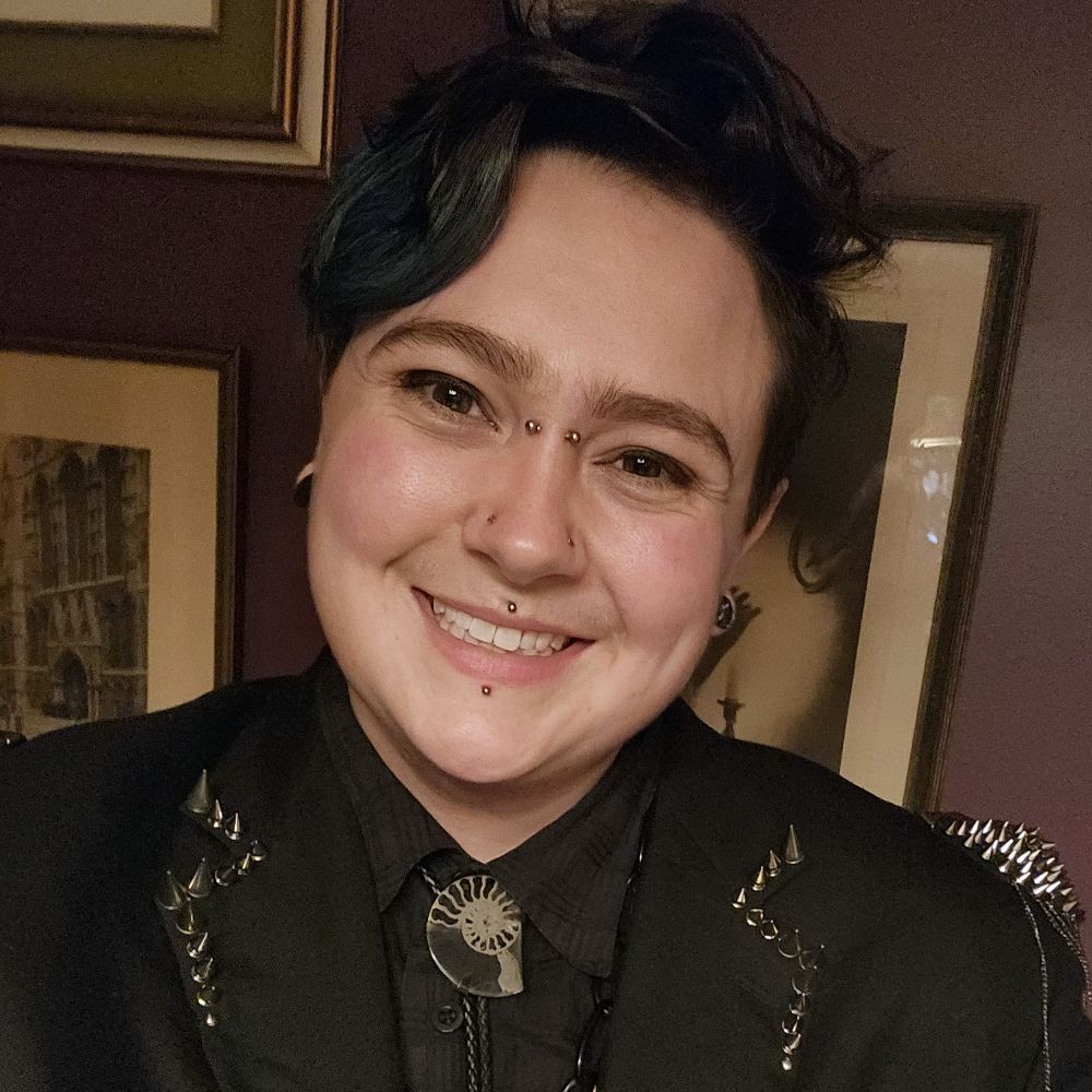 Kitt (they/them)