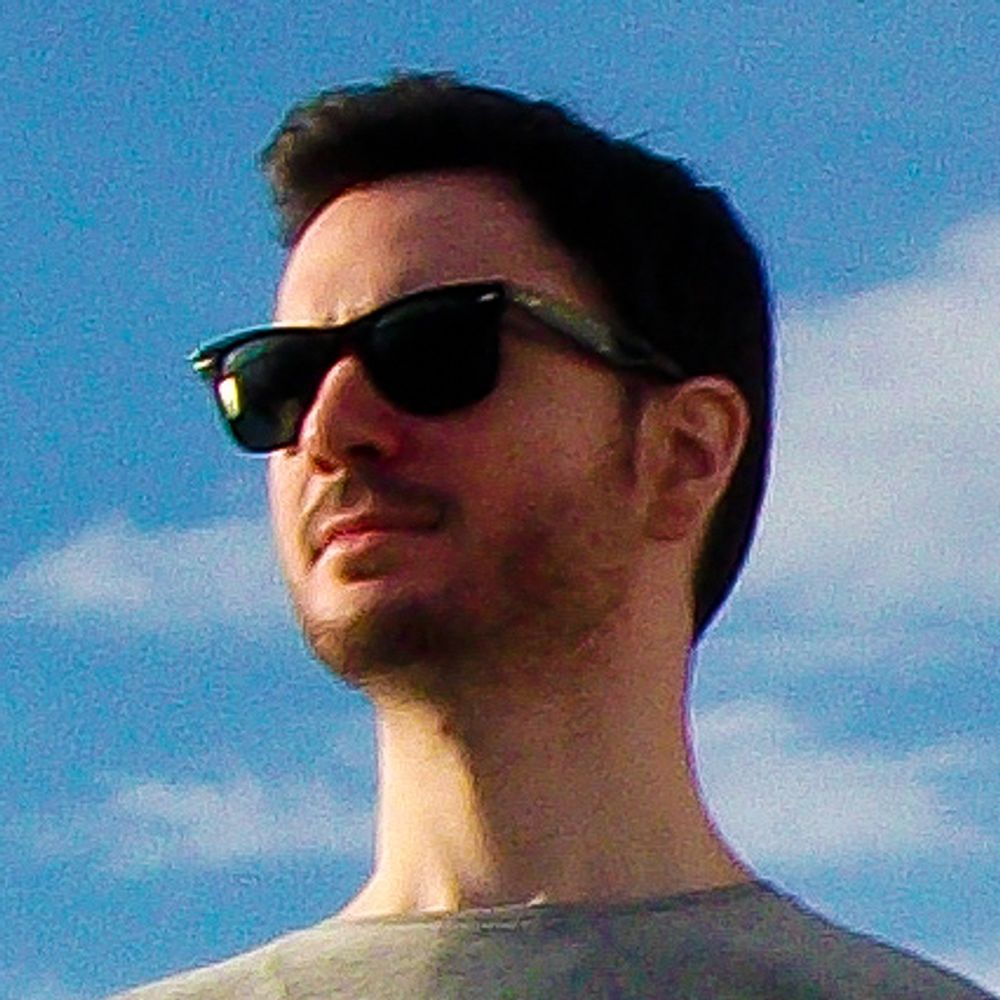Álvaro GG.