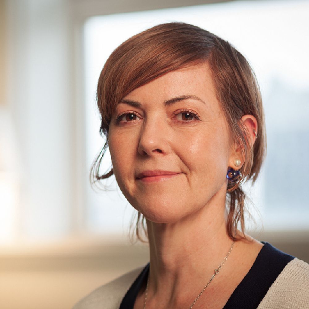 Dr Nicola J Irvine 