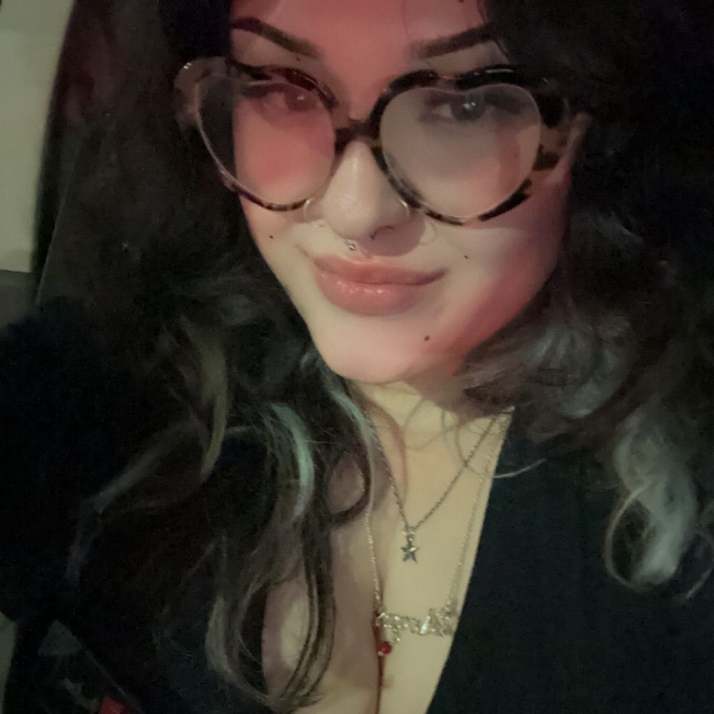 bea 🦌🦷🕸️🌱🎃