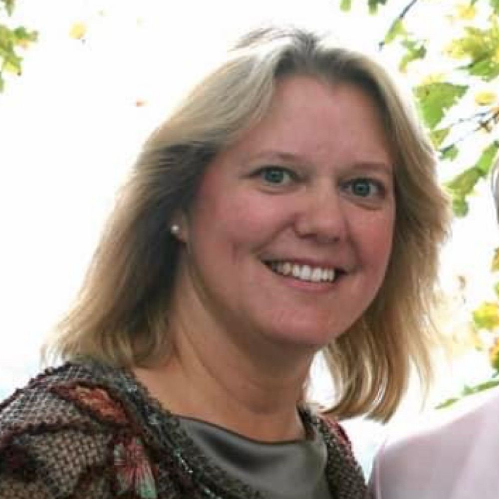 Arlene L Blackburn