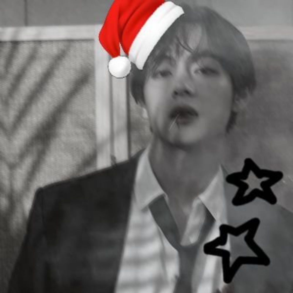 뷔⋆゜(ꪜ)