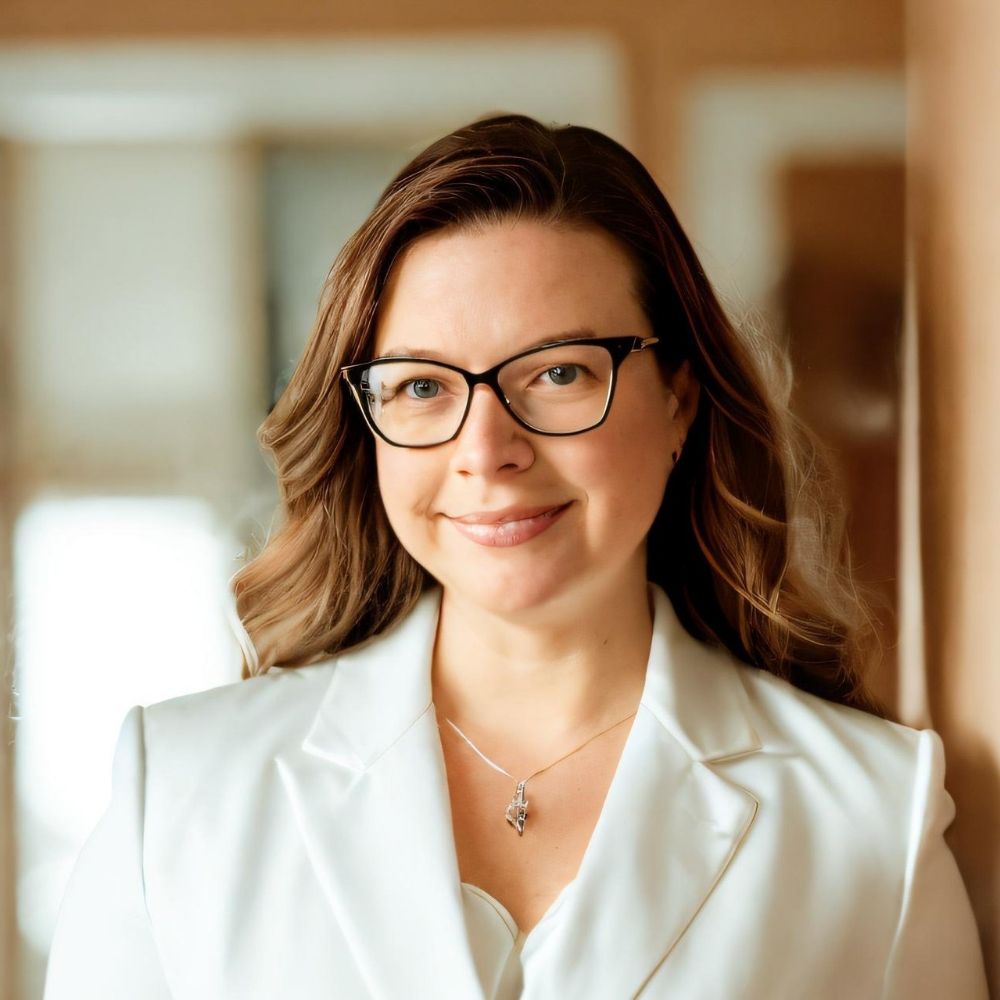 Dr. Tara Overzat