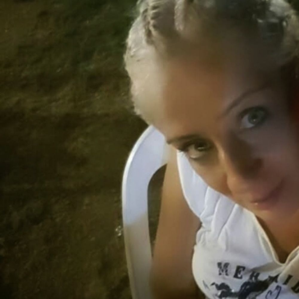 Özlem T.