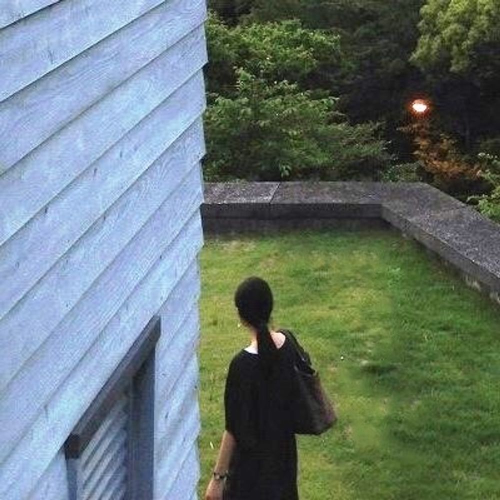 ihuppert.bsky.social