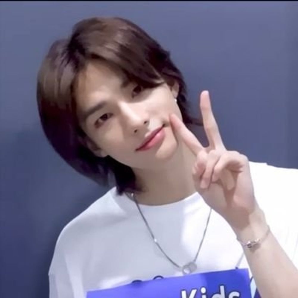 별같은존재우리현진이⭐️
