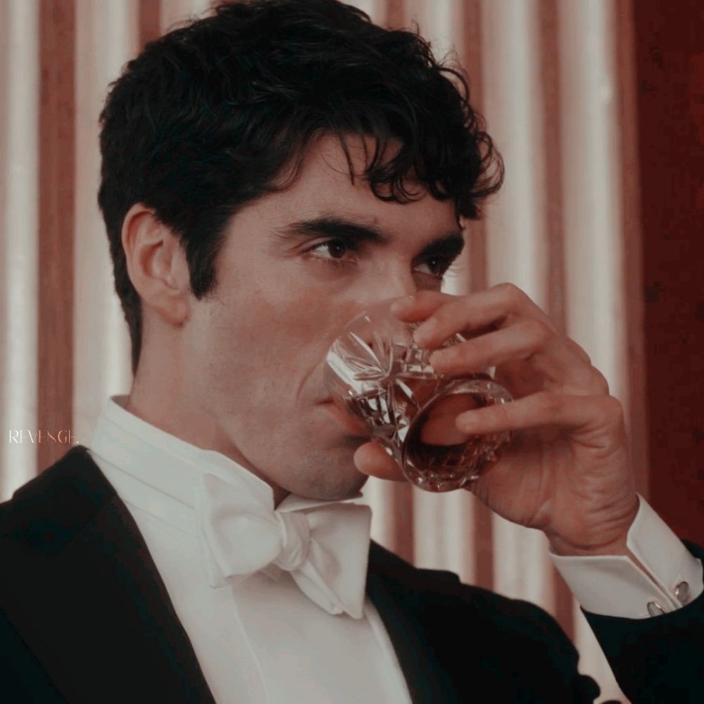 the vampire nicholas 🦇