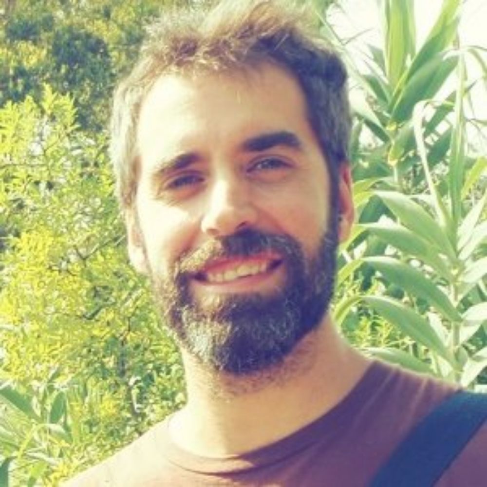 Miguel L Grau