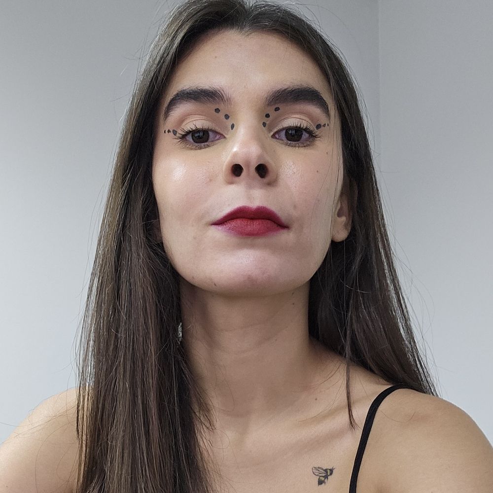 Aryana Ariranha Anyranha