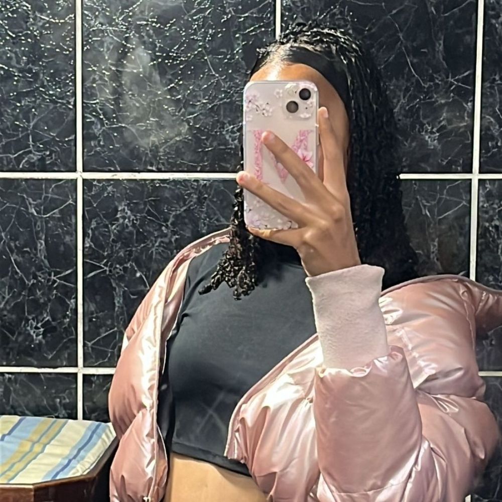 𝐺𝑎𝑏𝑖𝑖 𝑠𝑜𝑎𝑟𝑒𝑠🦋