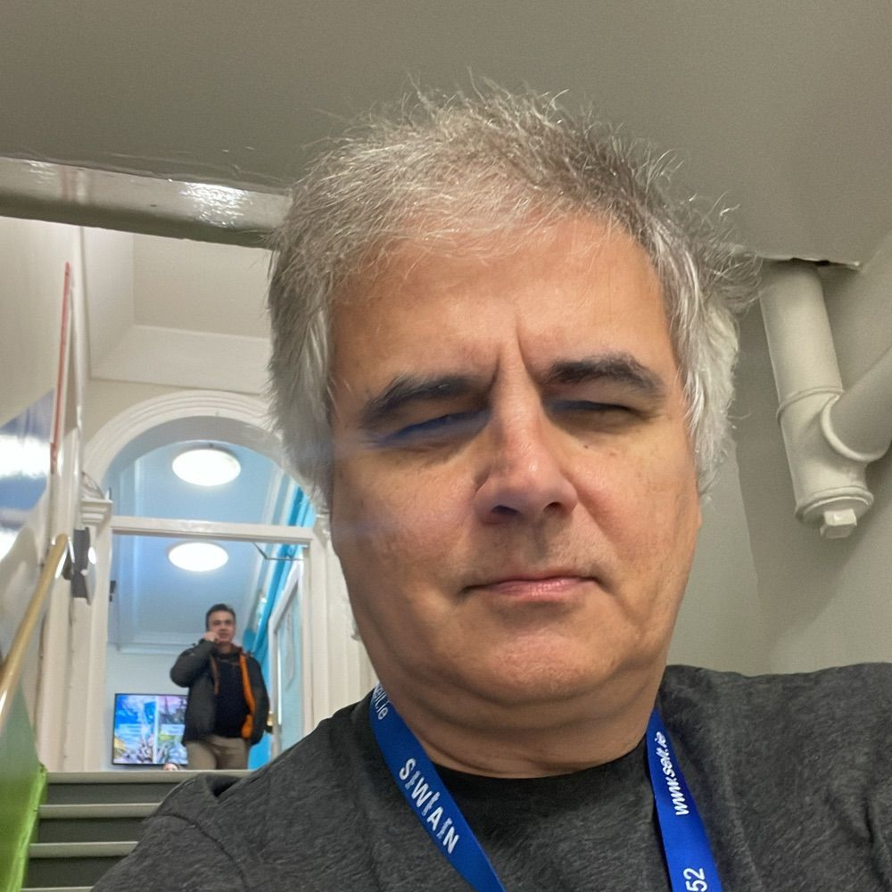 José L.P.