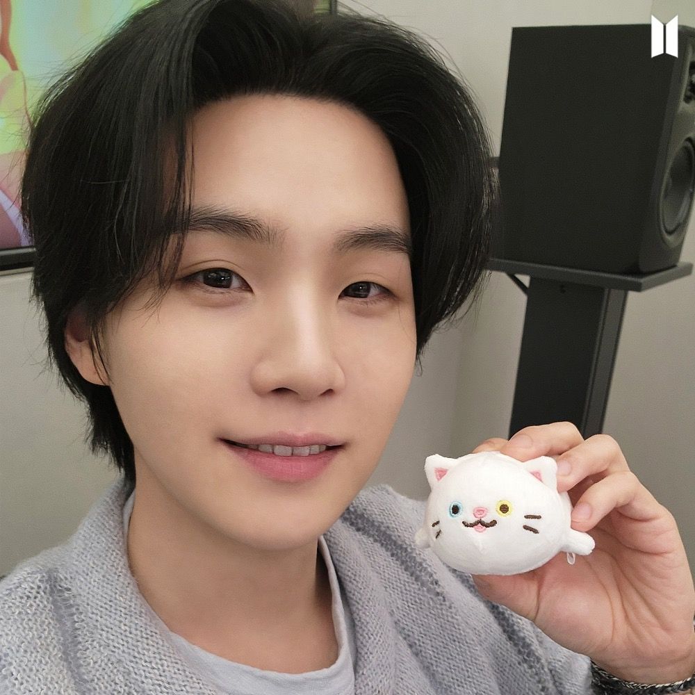 Btsarmymom73 from Twitter