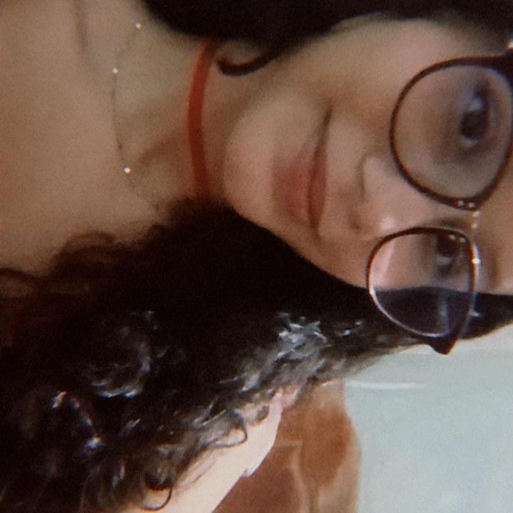 𝑇ℎ𝑎𝑦𝑦