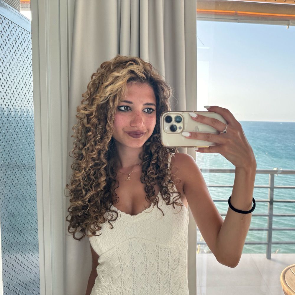 Mia