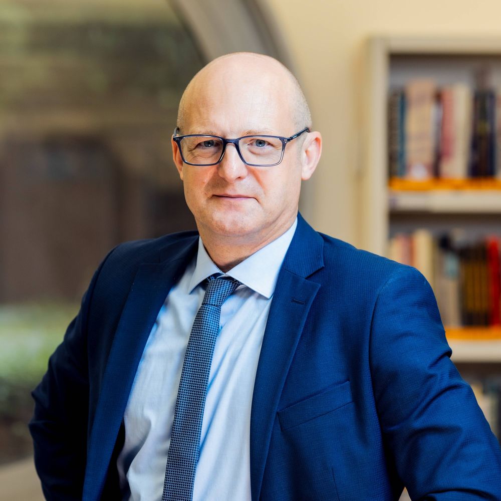 Prof. Aljoša
