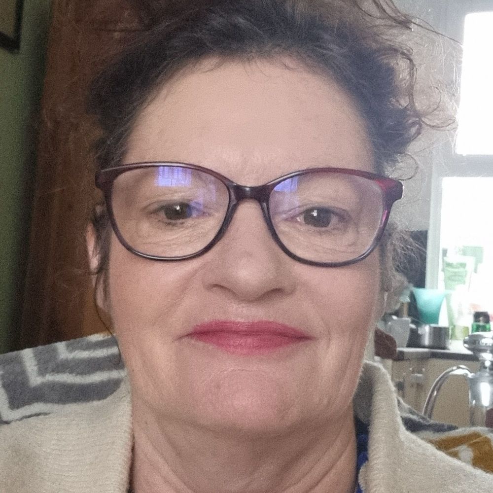 Helen Crickard 