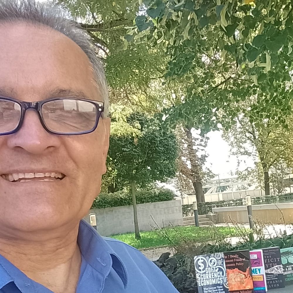 mmtmihaly.bsky.social