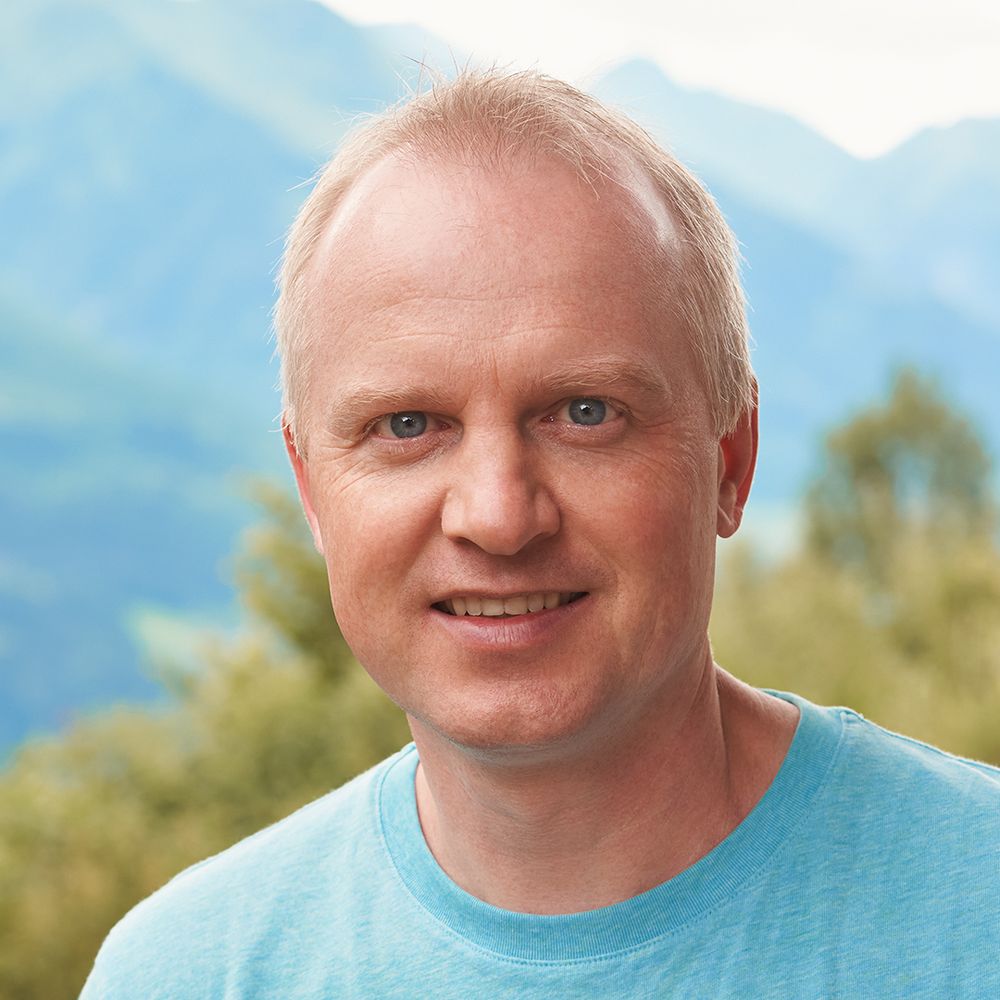 Simon Bolz