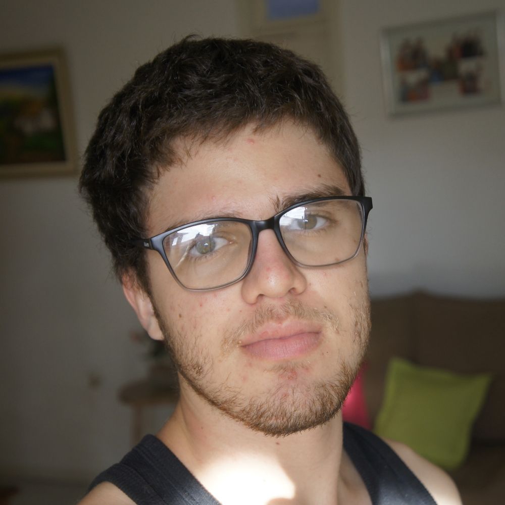 Caio S. B. Santos