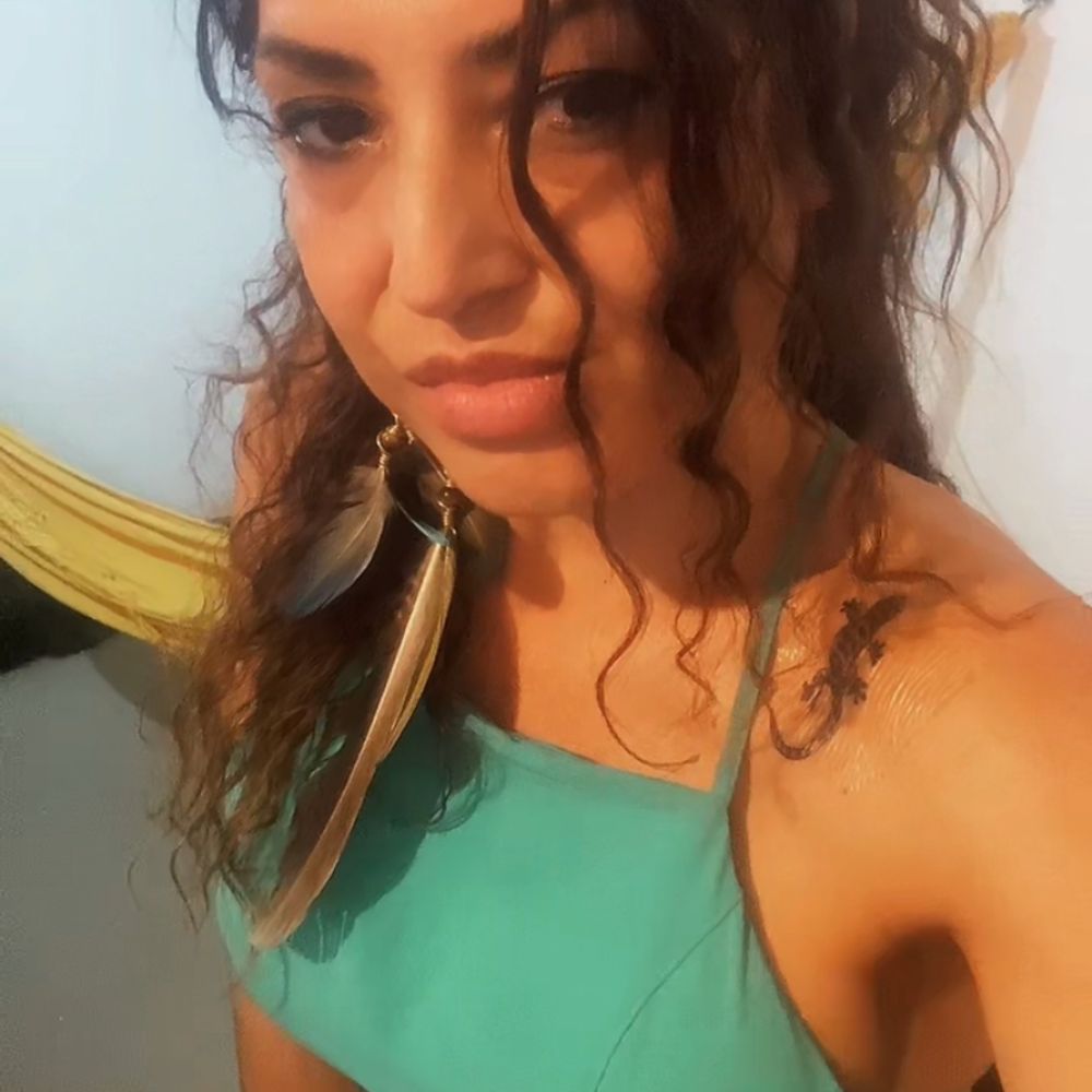 Uma colorada ( queria estar no Twitter )
