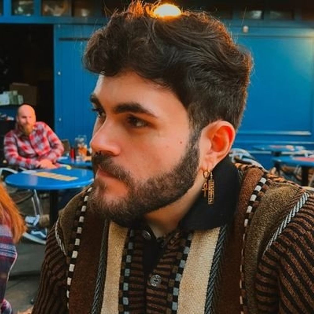adam 💜
