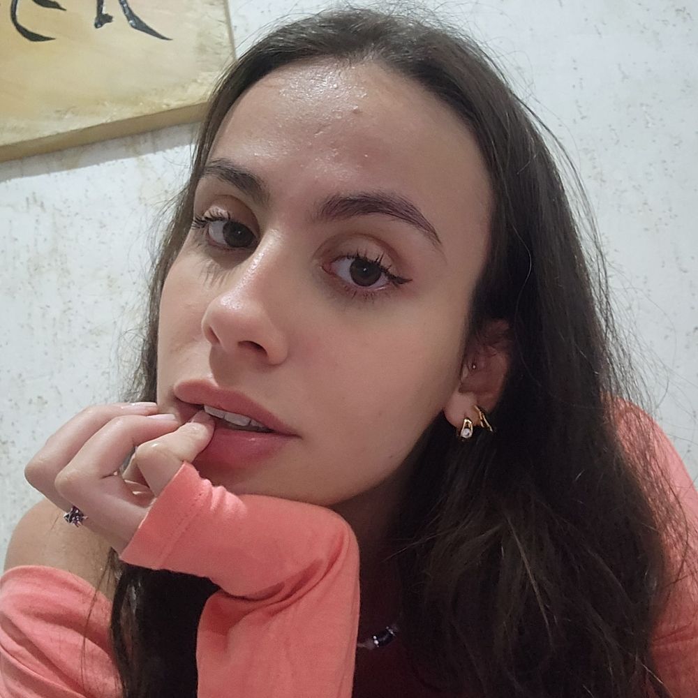 clara 🍒