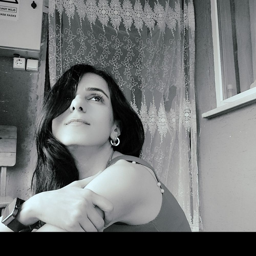 Nurgül gül