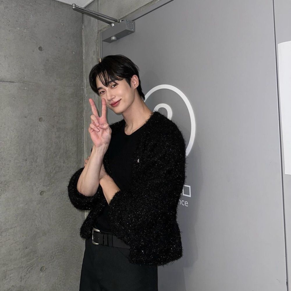 웅