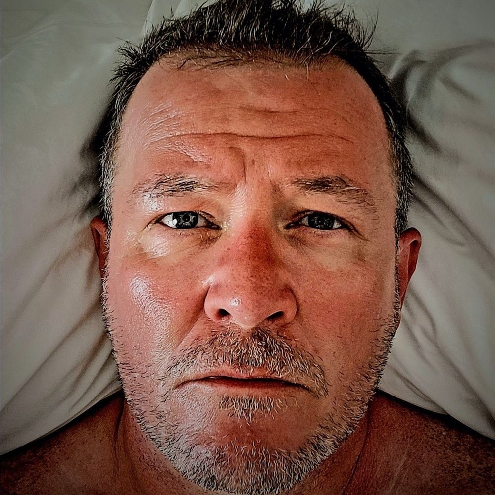 bigshirtlesscol.bsky.social profile picture