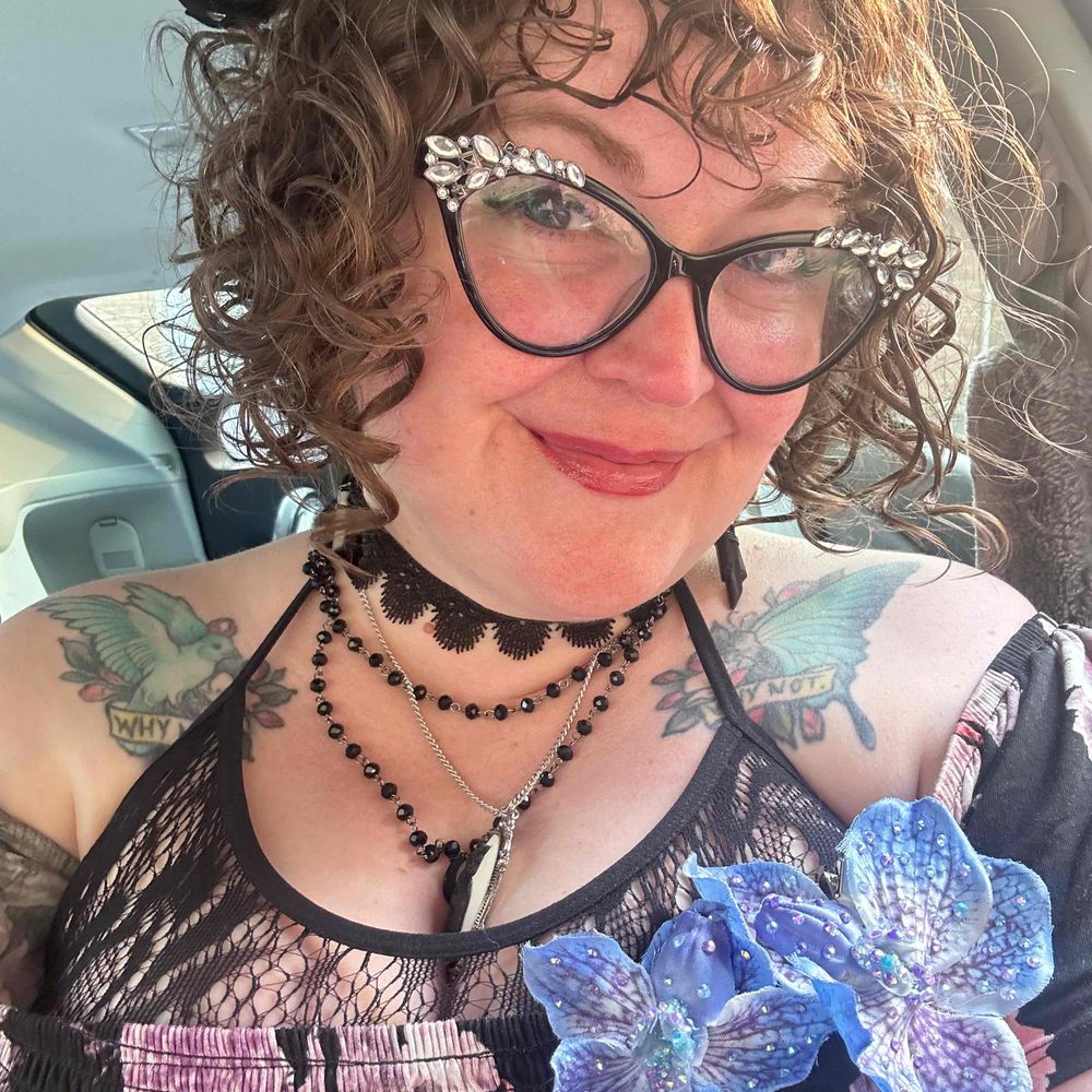 Lisa Lotus Love