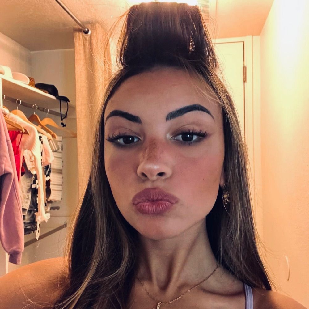 luiza thames antonelli 😝