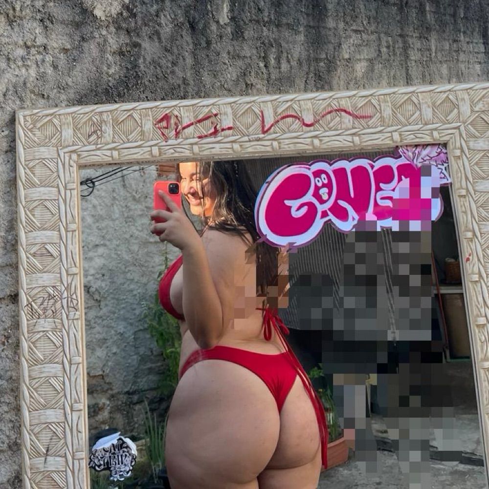 Alessandra Gonçalves 