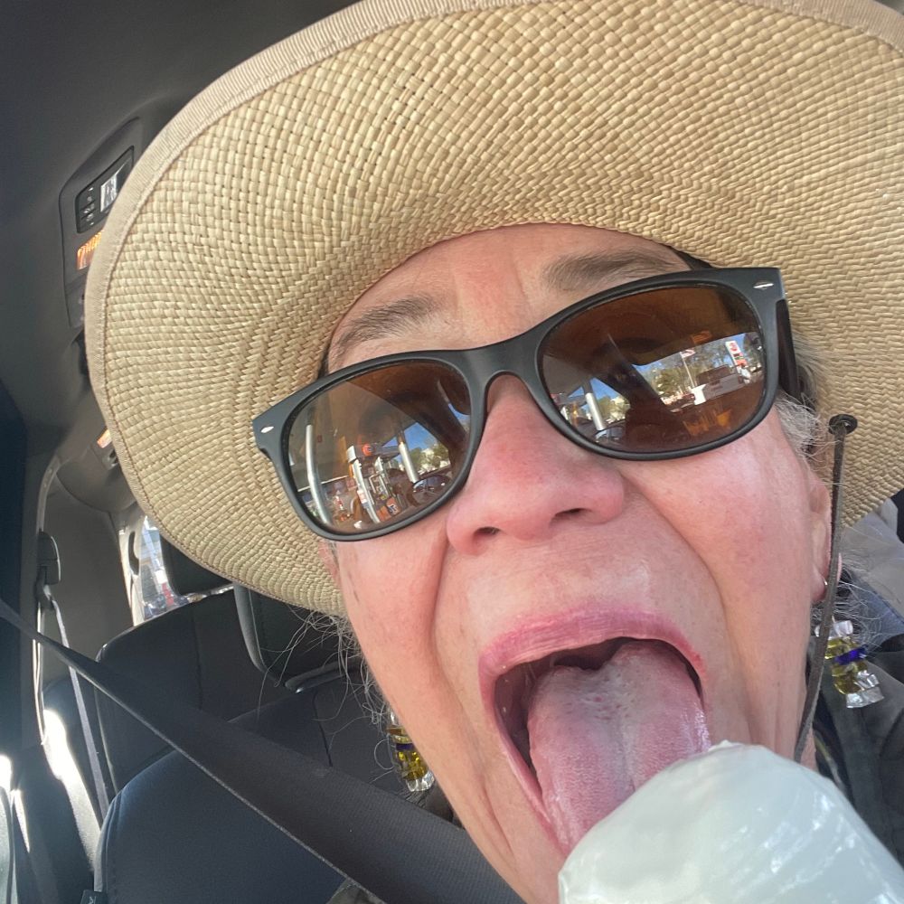 beejieweejie.bsky.social profile picture