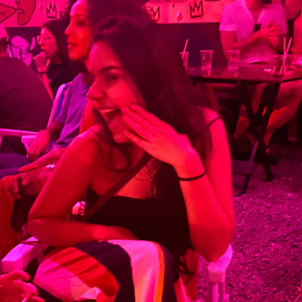 luana apple