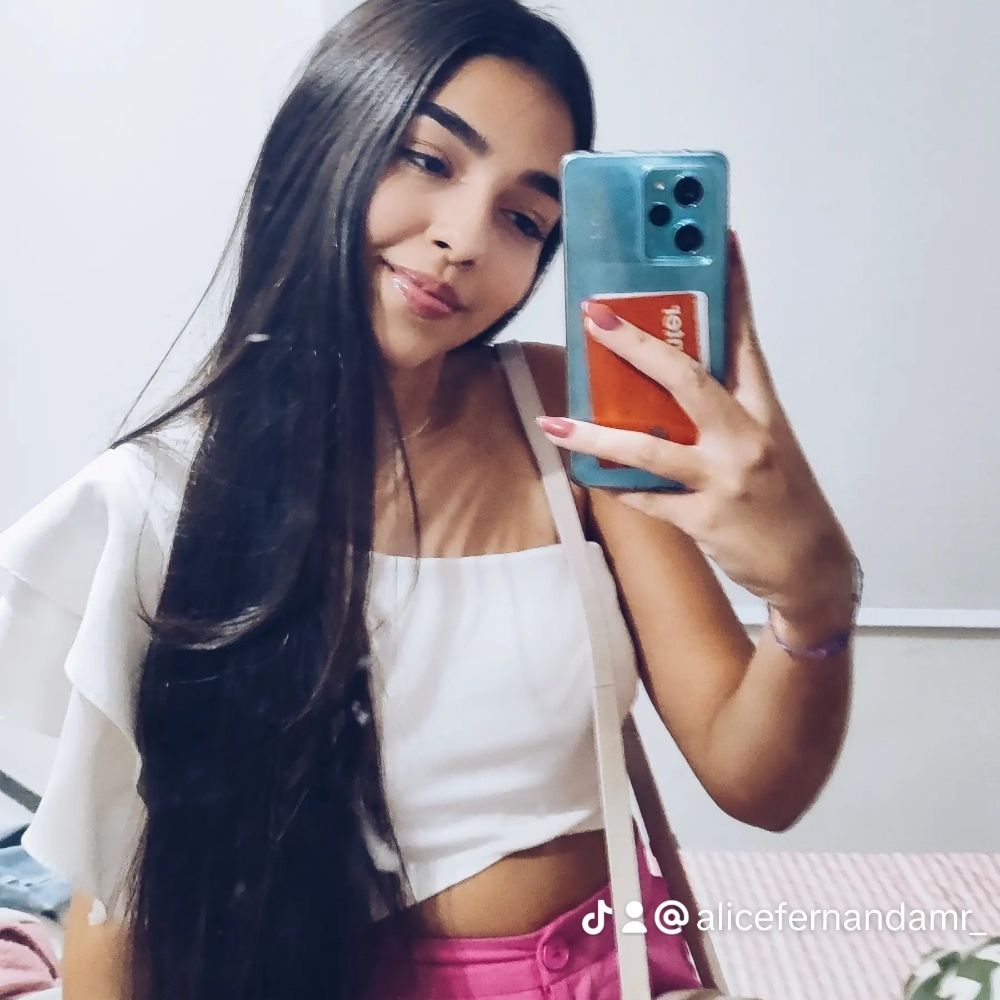 Alice Fernanda 