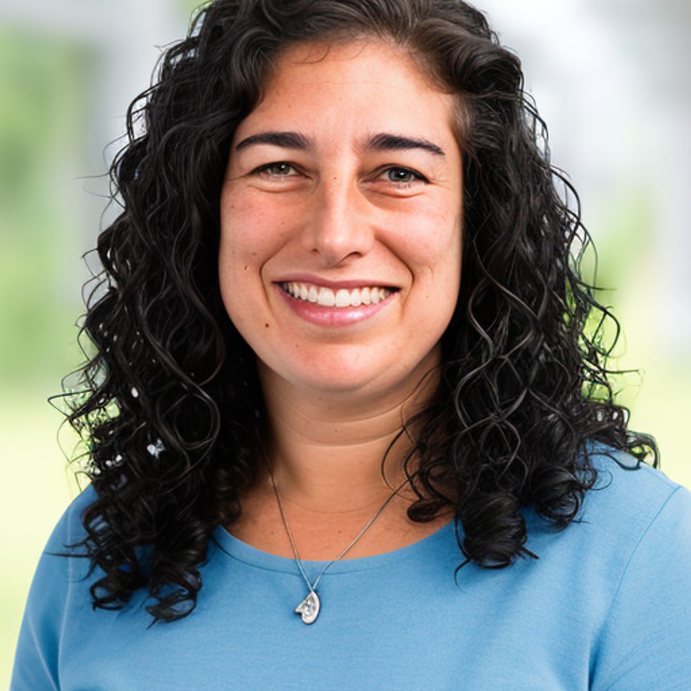 Roxy Pebdani