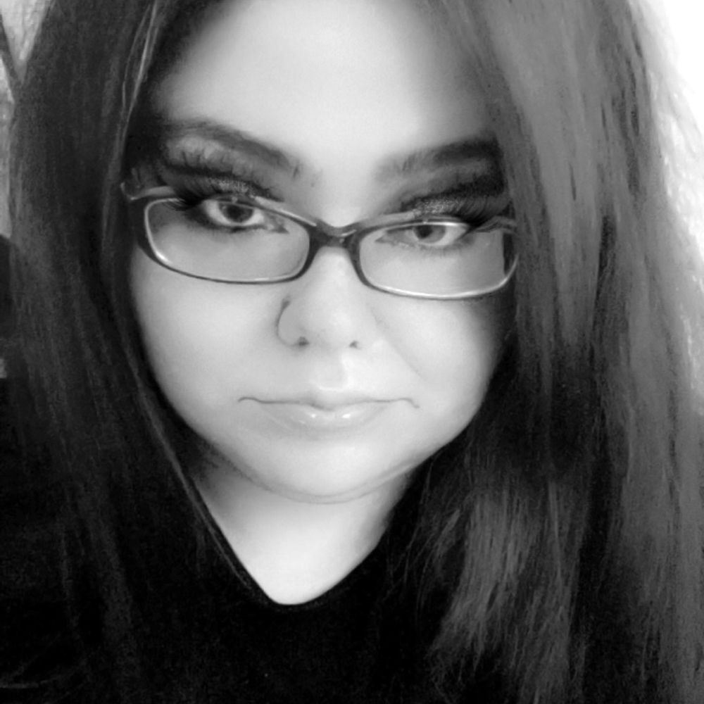 hiii. 🖤🕸️