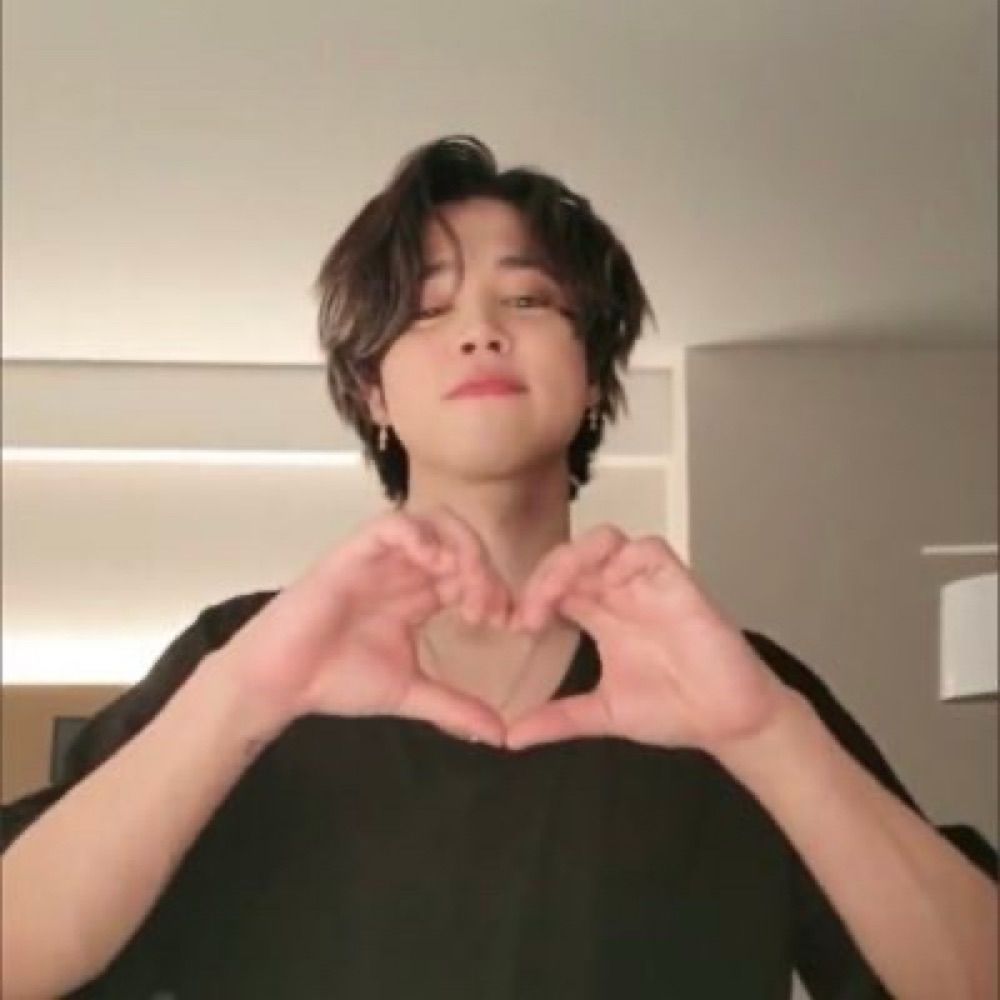 🐥🐰🐹🐱🐿️🐻🐨🌺🌟